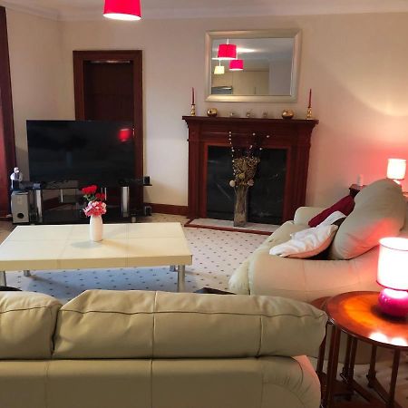Executive Serviced Apartments 1 Forfar Exteriör bild